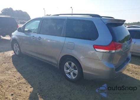 2012 Toyota Sienna Le V6 8 Passenger из США, поврежденный, VIN 5TDKK3DCXCS222748